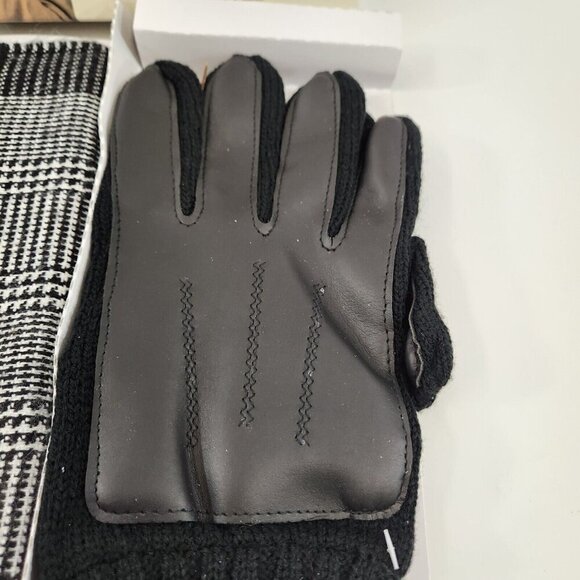 Pierre Cardin Men's Muffler/Scarf Driving Gloves Set Black & White Plaid NOS Vtg - Picture 3 of 6